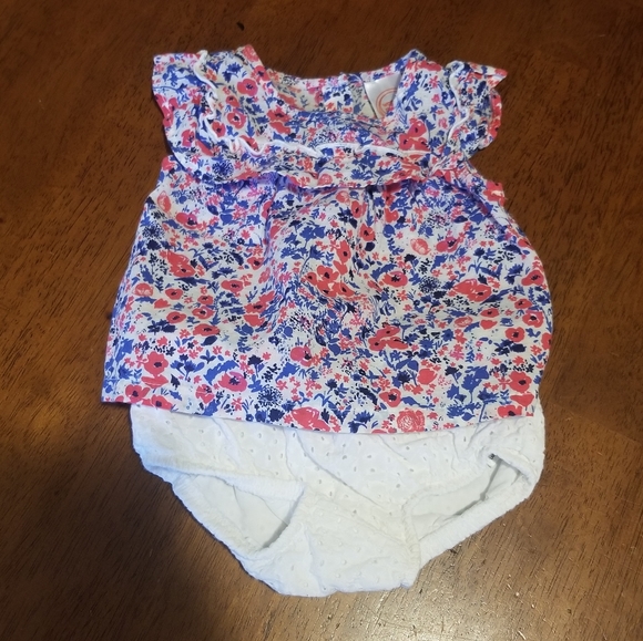 Mix & Match Outfit bundle - Picture 3 of 16